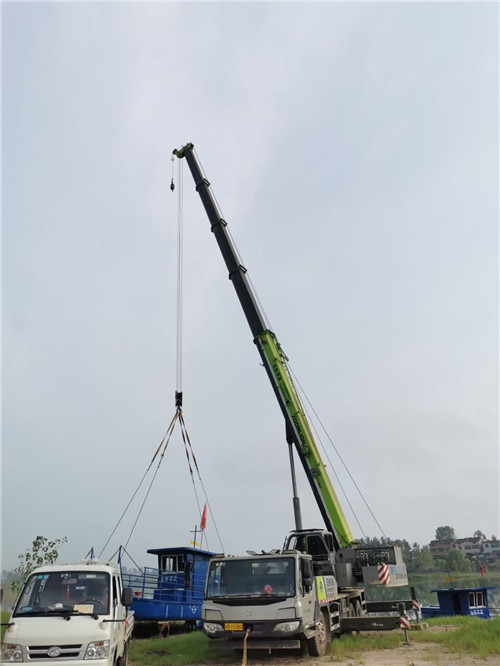 洪江市桥梁建设吊装案例